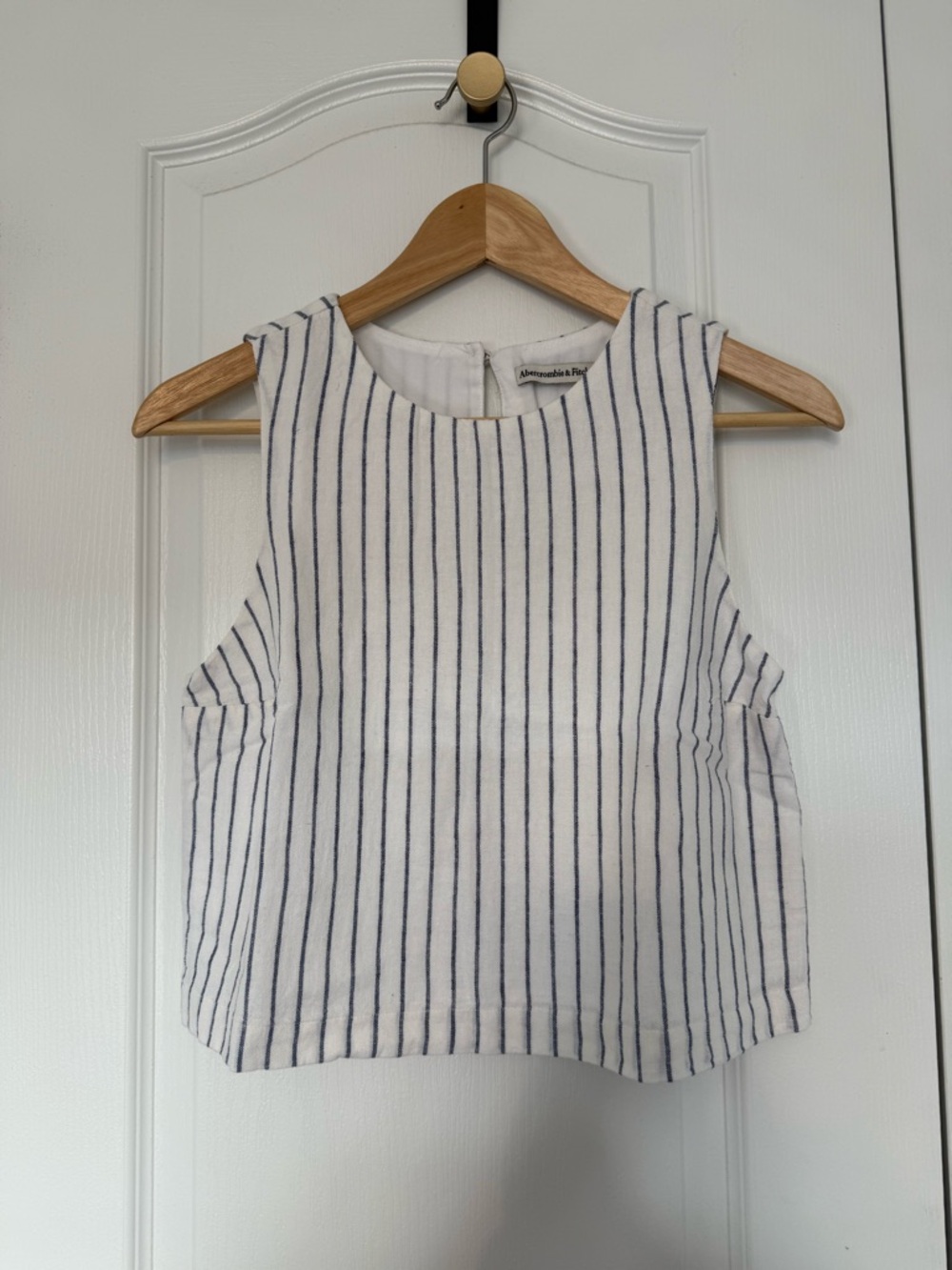 A&F White and Navy Shell Top